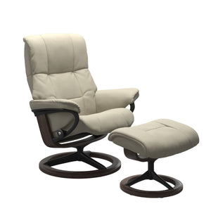 Stressless® Mayfair (L) Signature chair with footstool